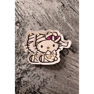 Hello Kitty Halloween Mummy Plates